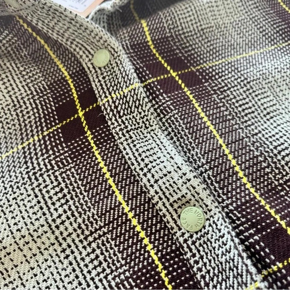 The North Face
Valley Twill Utility Shacket - Women's XL NWT - Picture 4 of 4